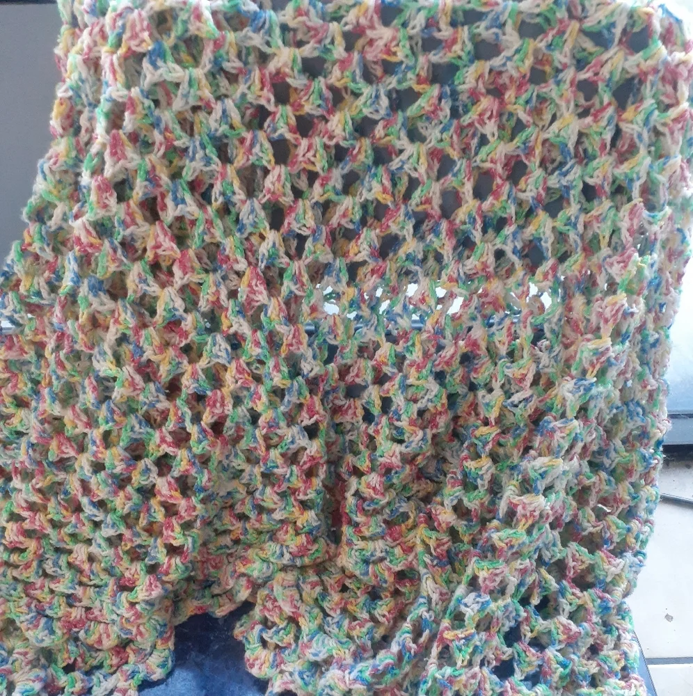 Crochet Knit Handmade Granny Blanket Polyester Rectangle Throw scallop edge 80